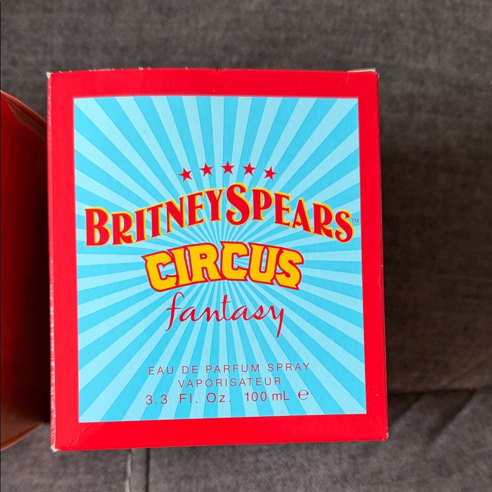 Britney Spears Circus Fantasy Eau de Parfum Spray - Blue/Red Packaging